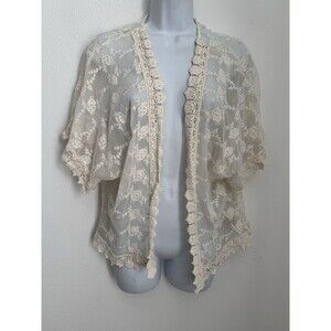 Monteau Cream Lace Short Sleeve Kimono Women’s Size M Festival Boho Cottagecore